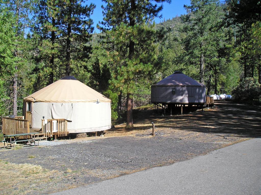Yosemite Lakes Hillside Yurt 1 Harden Flat Exterior foto